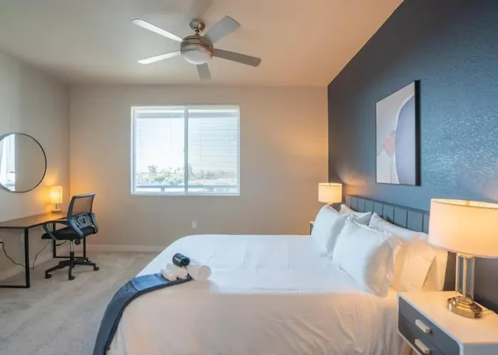 Prime Spot With Pool Gym Balcony Wd Parking Tempe